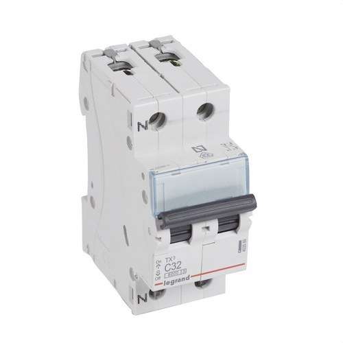 Magnetotermisk TX3 P+N 32A Kurve C Kurve C 6kA med reference 403589 fra mærket LEGRAND