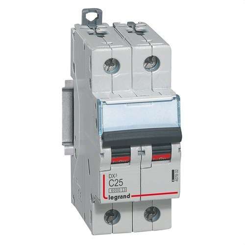 Magnetotermisk DX3 2P 25A Kurve C 6/10kA med reference 407802 fra mærket LEGRAND