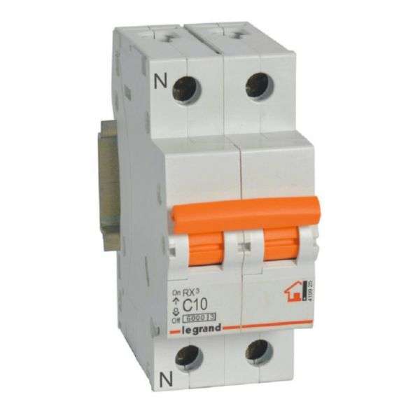 Magnetotermisk RX³ - 1P+N - 230V~ - 10A - kurve C med reference 419925 fra mærket LEGRAND
