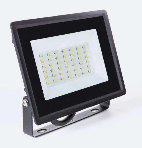 LGAR-E Projektor 10W 3000K 30G med spyd med reference LGAR-E 10 30 30 fra mærket AVANT LED