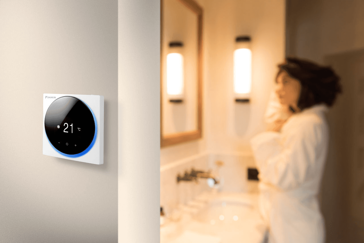 Kablet termostat Daikin Madoka BRC1H52W med reference BRC1H52W fra mærket DAIKIN