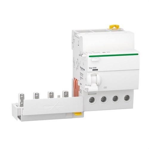 QUICK VIGI IC60 4P 40A 300mA-AC fejlstrømsafbryder med reference A9Q14440 fra mærket SCHNEIDER ELECTRIC